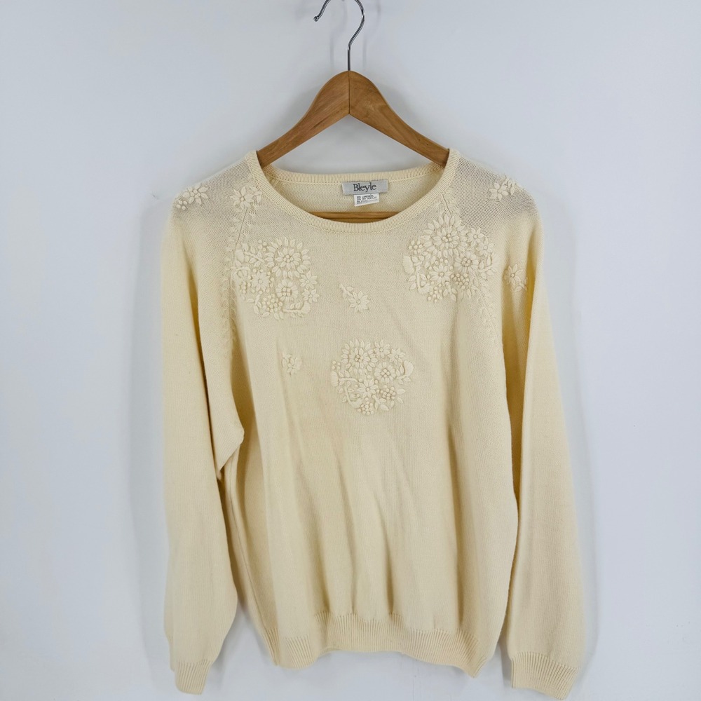 Bleyle Cream Floral Applique Knit Sweater Long Sleeve Pullover Size L Feminine